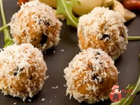 Лососеві кульки в кокосі