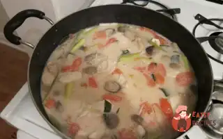 Тайський Суп Том-Кха З Кокосовим Молоком Та Морепродуктами