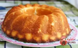 Сирний Манник З Ваніллю Та Ягодами.