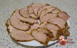 Свиняча Лопатка Запечена У Духовці