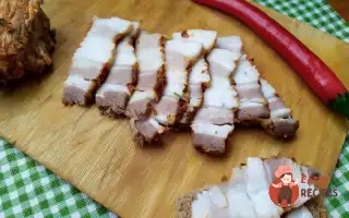 Грудинка Ніжна З Часником Та Спеціями
