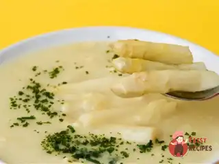 Суп-пюре зі спаржі