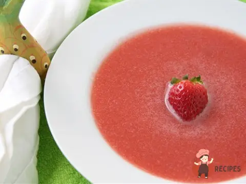 Суп суничний