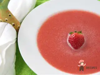 Суп суничний