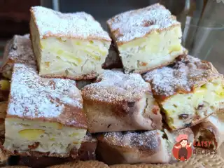 Пиріг з яблуками та родзинками