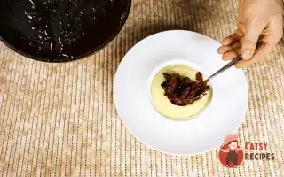 Теляча Печінка З Картопляним Пюре