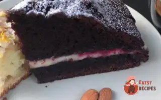 Шоколадний Торт З Маскарпоне Кремом І Смородиновим Джемом