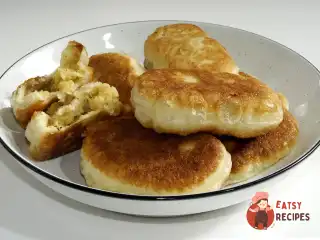 Смажені пиріжки з горохом