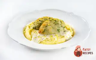 Рибні котлети в духовці зі сливковим соусом