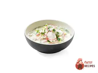 Окрошка на кефірі з куркою