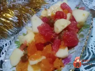 Цитрусовий салат з імбиром та фініками