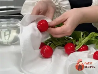 Крок 2: Редиска у вершковому маслі