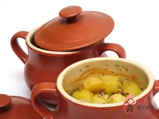 Картопля в горщику