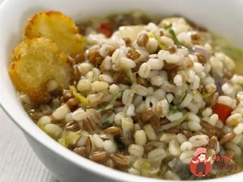 Плов із перловки з цибулею