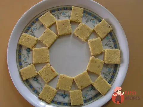 Бурфі (Індійський вершковий десерт)