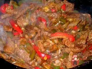 М'ясо мотузкою по-китайськи