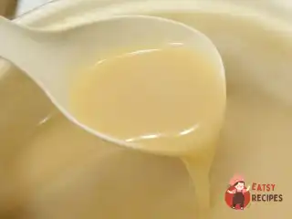 Соус велюте з шампанським до риби