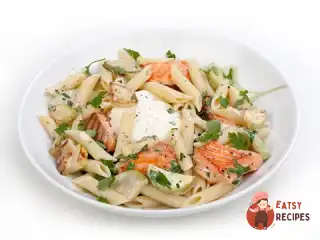 Пенне з фореллю та моцарелою