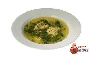 Курячий Бульйон З Манними Кнедликами