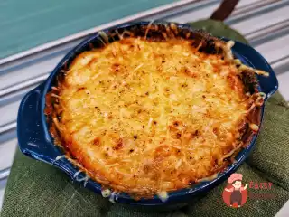 Жюльєн із лисичок із сирним сиром