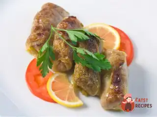 Голубці з грибами та яйцями