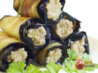 Закуска з фаршированих баклажанів