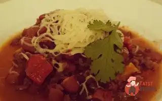 Чилі Кон Карне З Сиром