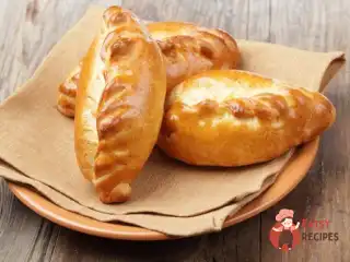 Пиріжки з рикоттою та грибами