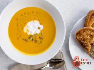 Крем-суп з гарбуза з медом, імбиром та кокосом