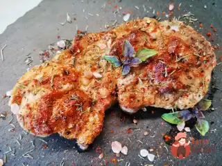 Стейк зі свинини