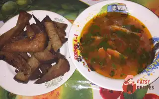 Томатний Суп З Беконом Та Часниковими Грінками