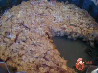Запечені пластівці з яблуком і корицею
