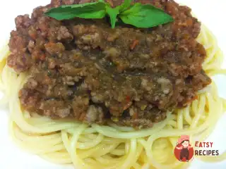 Спагетті аля болоньєзе