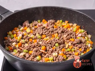 Крок 8: Зелена лазанья по-болонськи