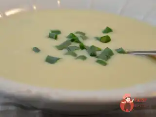Цибулевий крем-суп з імбиром