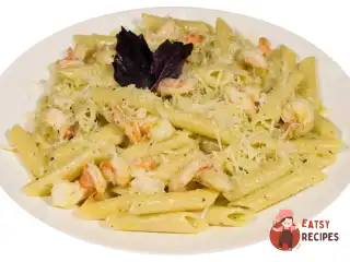 Піноні з креветками та песто