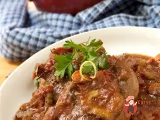 Оссобуко (теляча рулька, тушкована з овочами)