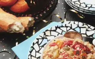 Рис З Ковбасками Та Беконом