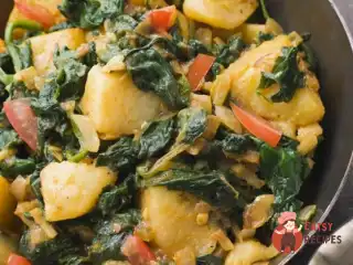 Шпинат із картоплею