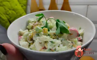 Салат З Крабовими Паличками Рисом Та Кукурудзою.