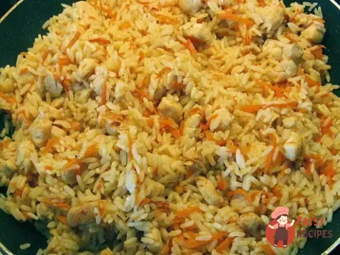 Золотистий плов з куркою