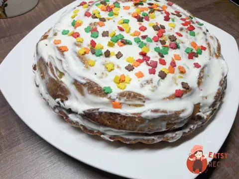 Морквяний пиріг з насінням, цедрою та корицею
