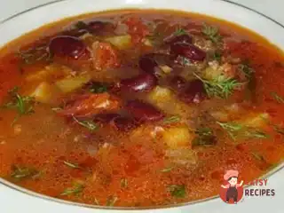 Квасоляний суп з курячої грудки