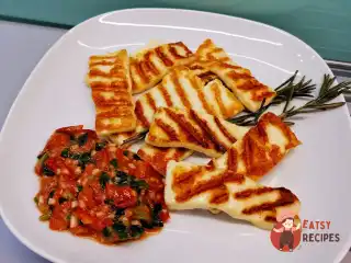 Халумі на сковороді