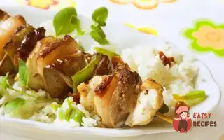 Курячі Шашлики З Салатом З Кускуса Та Огірків