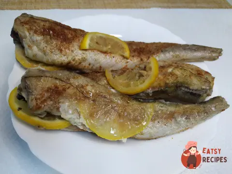 Минтай у фользі, запечений у духовці