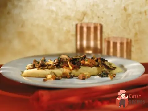 Омлет з лисичками та зеленню