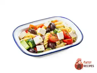 Грецький салат із пастою