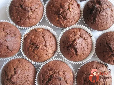 Шоколадно-бананові кекси з родзинками