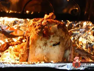 Курча, фаршироване рисом та цукатами